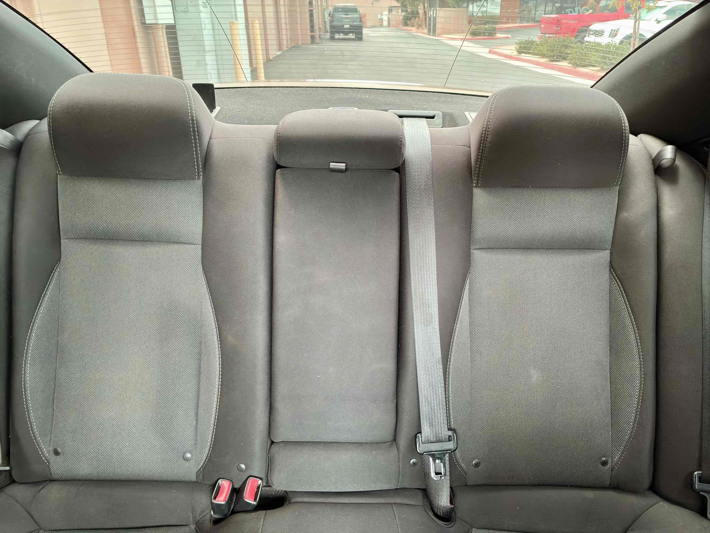 Used 2015 Dodge Charger SE RWD image 50