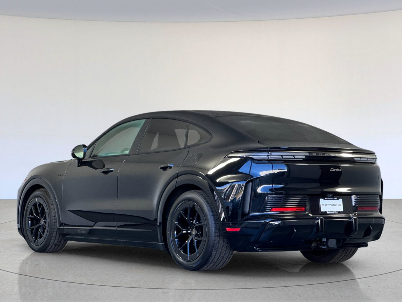 New 2026 Porsche Cayenne Turbo AWD/4WD image 3