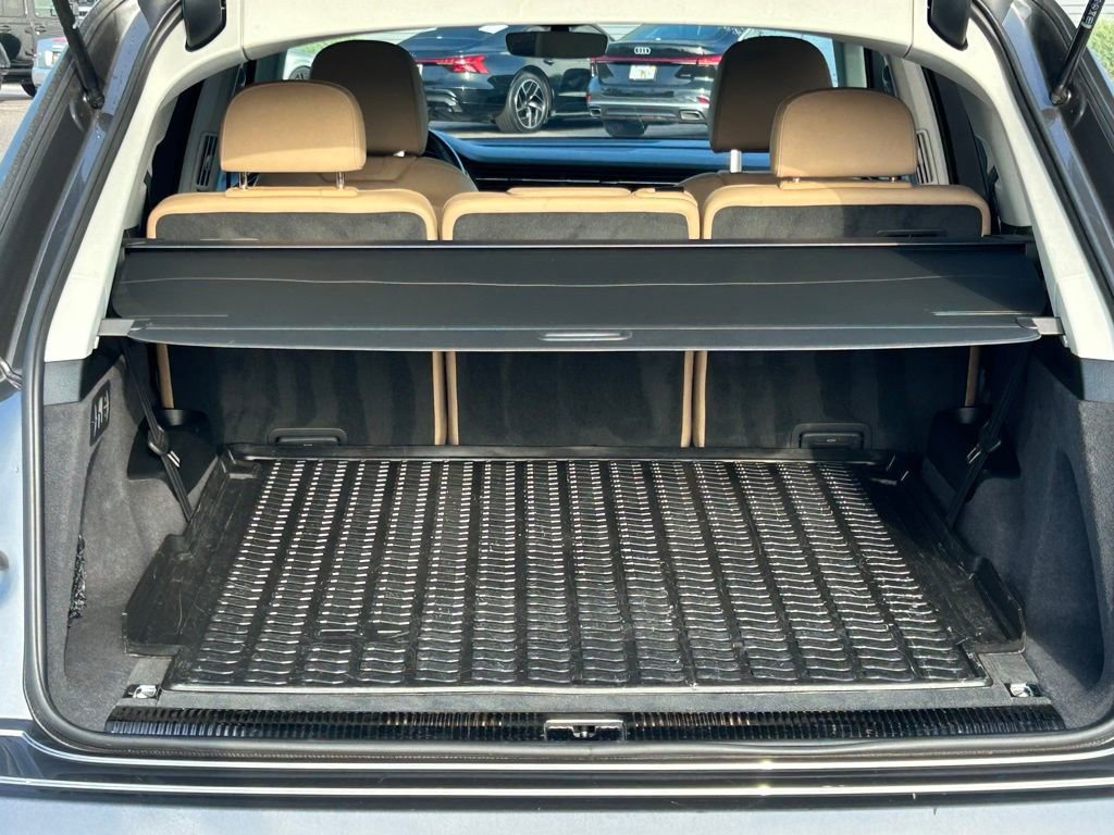 Used 2025 Audi Q7 3.0T Prestige image 60