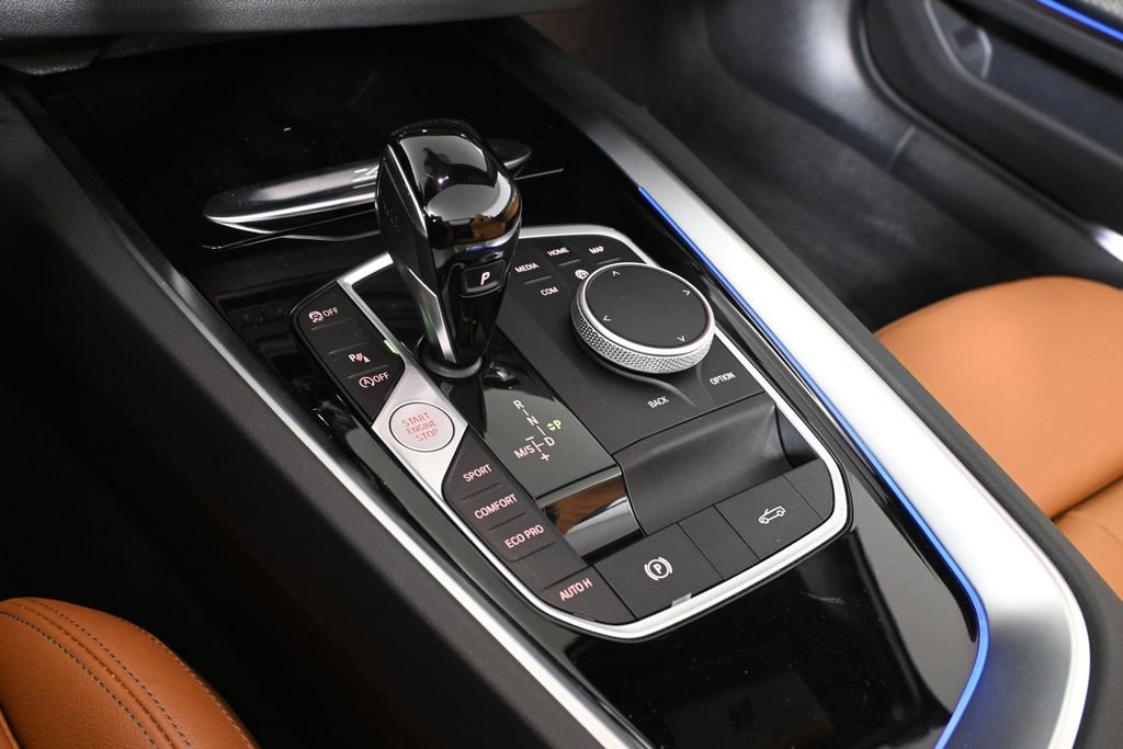 Used 2025 BMW Z4 M40i w/ Premium Package image 30