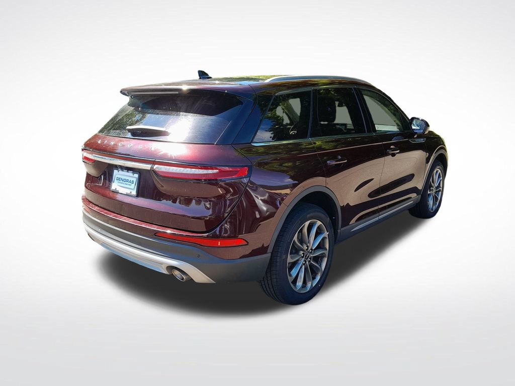 Used 2021 Lincoln Corsair AWD w/ Premium Package image 8