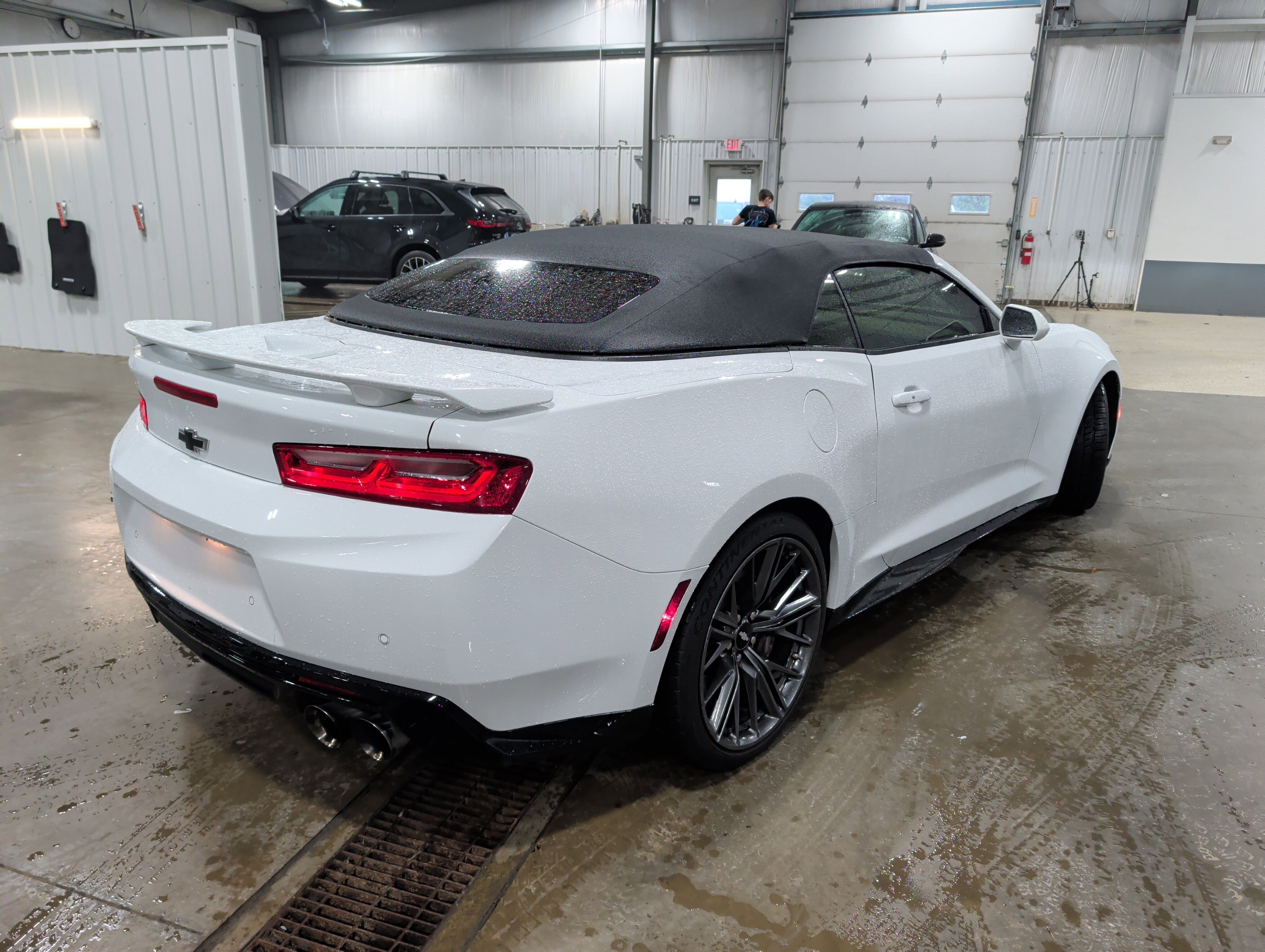 Used 2018 Chevrolet Camaro ZL1 RWD image 3