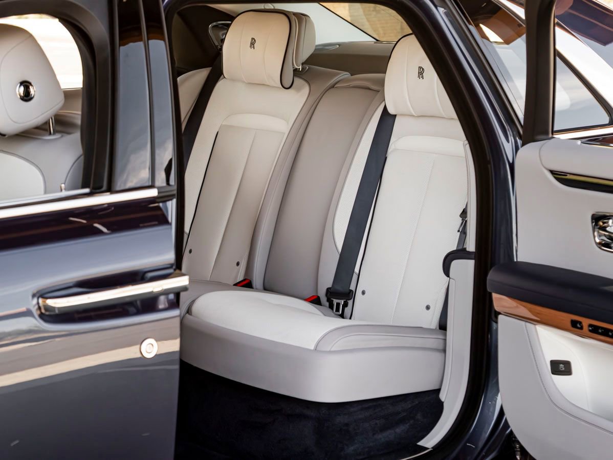 Certified 2024 Rolls-Royce Ghost Extended Wheelbase AWD/4WD image 8