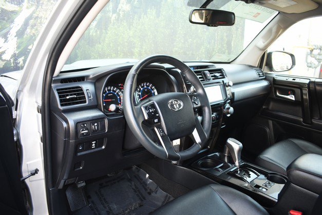 Certified 2019 Toyota 4Runner TRD Off-Road Premium AWD/4WD image 14