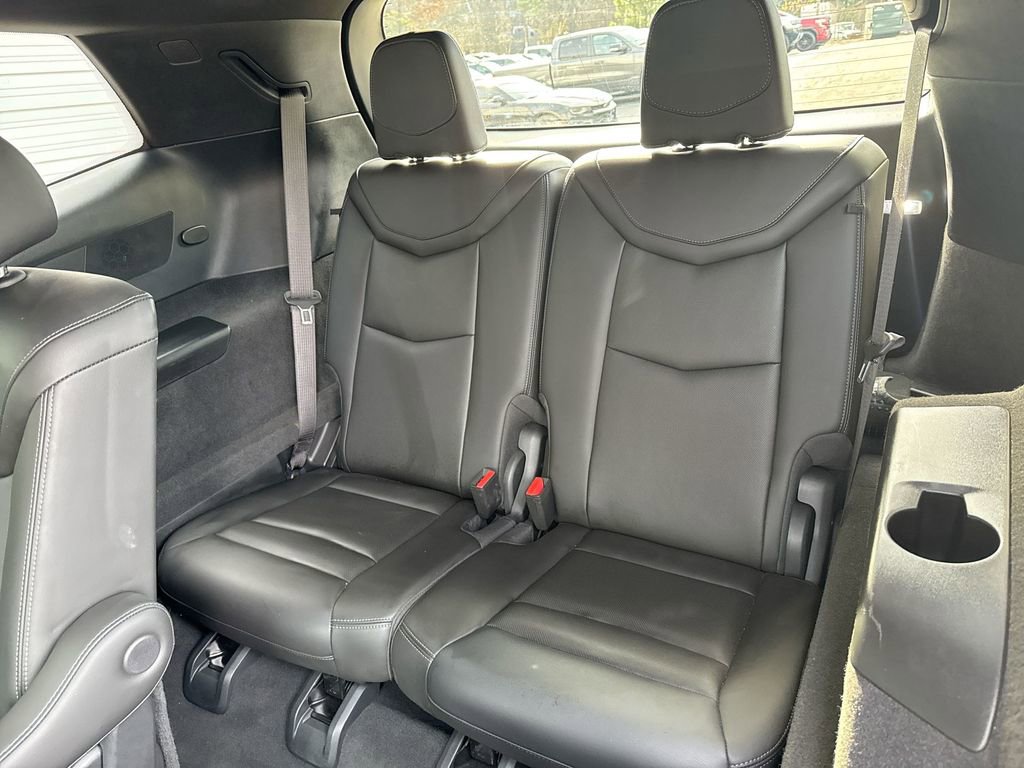 Used 2024 Cadillac XT6 Premium Luxury FWD image 30