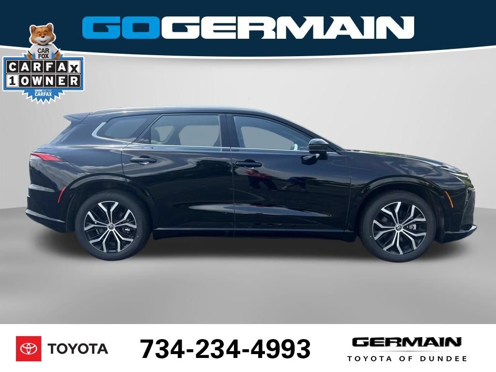 Used 2025 Toyota Crown Signia AWD/4WD image 6