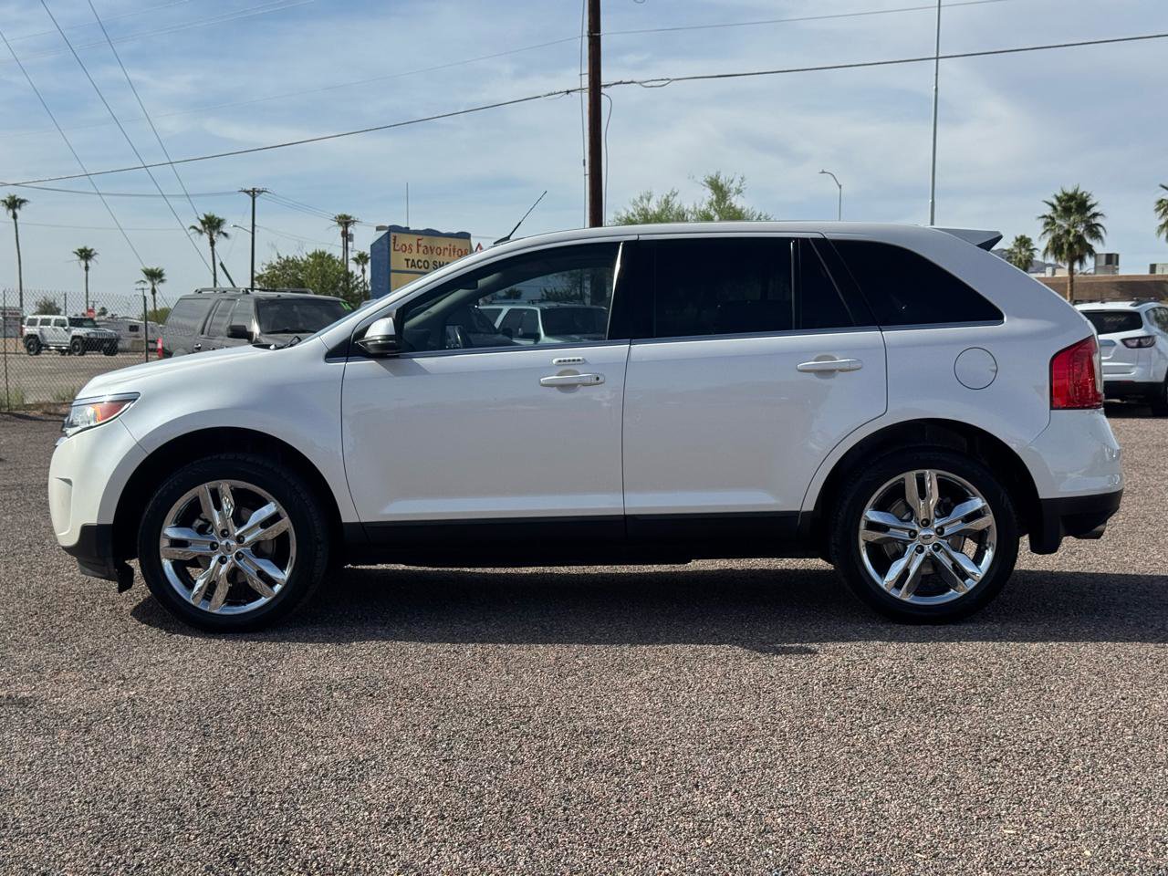 Used 2012 Ford Edge Limited FWD image 3