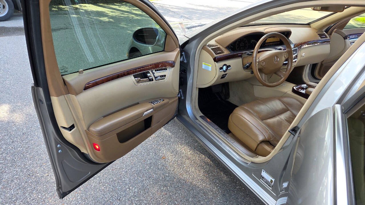 Used 2007 Mercedes-Benz S 550 4MATIC image 25