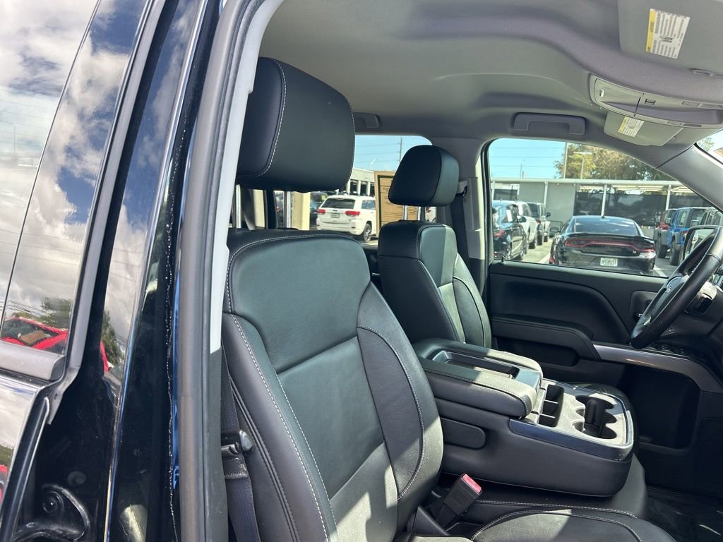Used 2018 Chevrolet Silverado 1500 LT w/ All Star Edition image 23