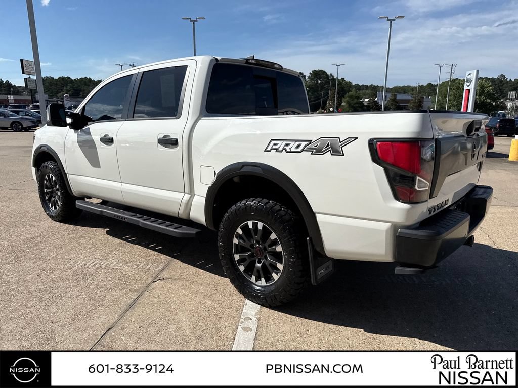 Used 2023 Nissan Titan PRO-4X w/ Pro-4x Convenience Package AWD/4WD image 13