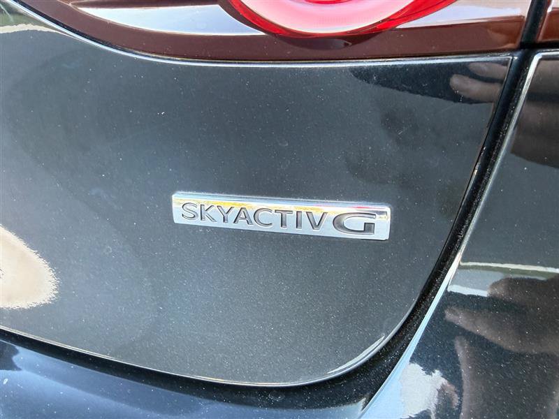 Used 2019 MAZDA MAZDA3 Hatchback FWD image 24