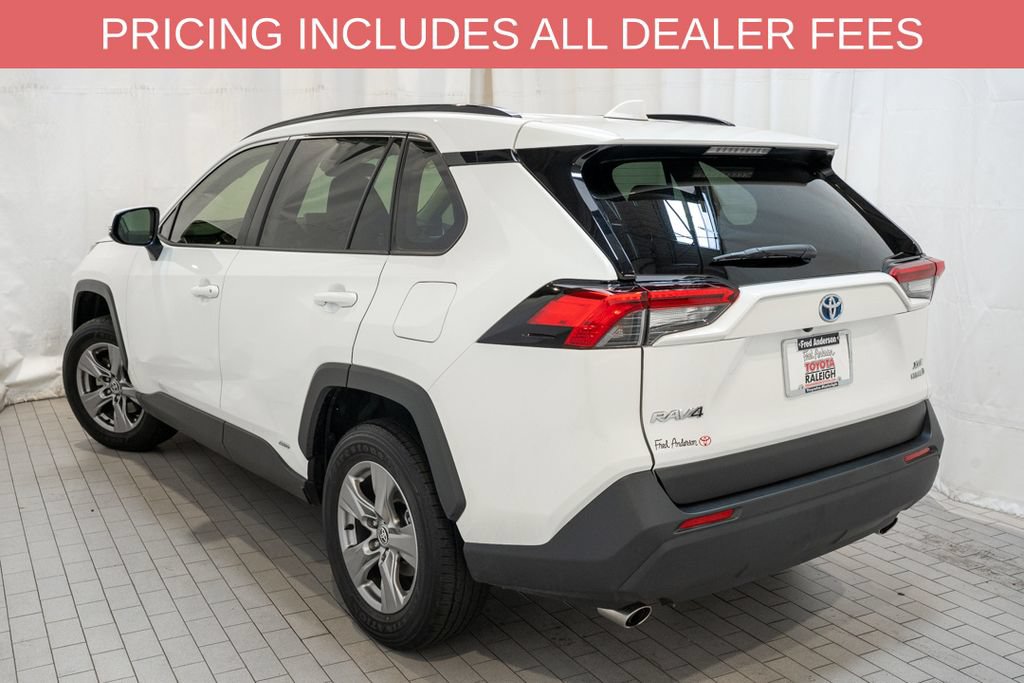 Certified 2023 Toyota RAV4 XLE AWD/4WD image 3