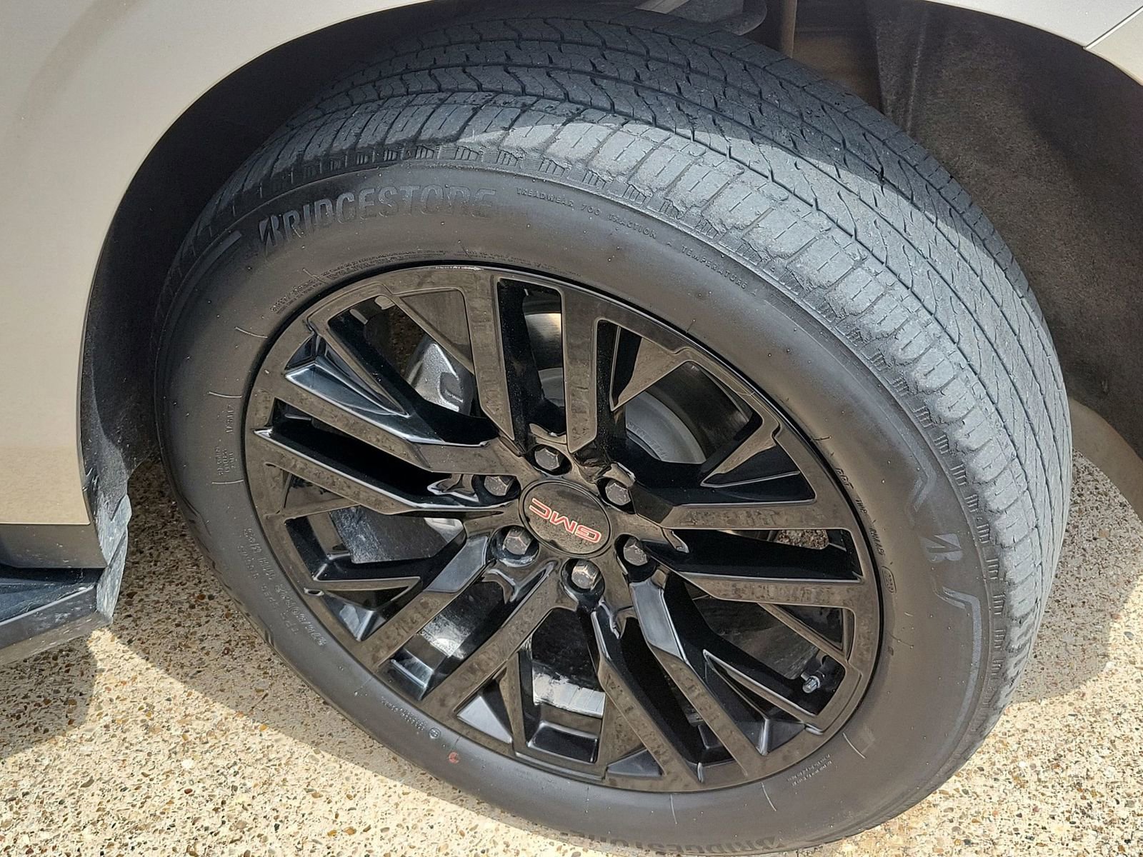 Certified 2024 GMC Yukon Denali image 34