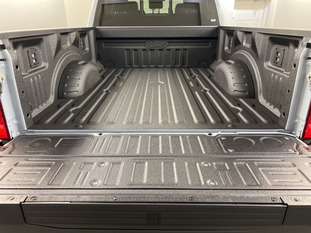 New 2026 Ford F250 Lariat w/ Tremor Off-Road Package image 38