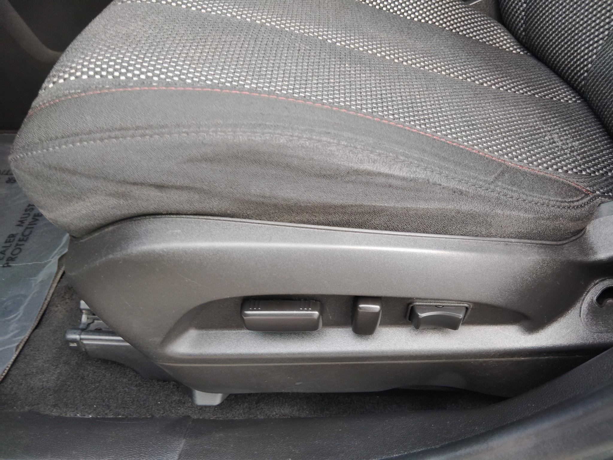 Used 2017 Chevrolet Equinox LT w/ Convenience Package FWD image 13
