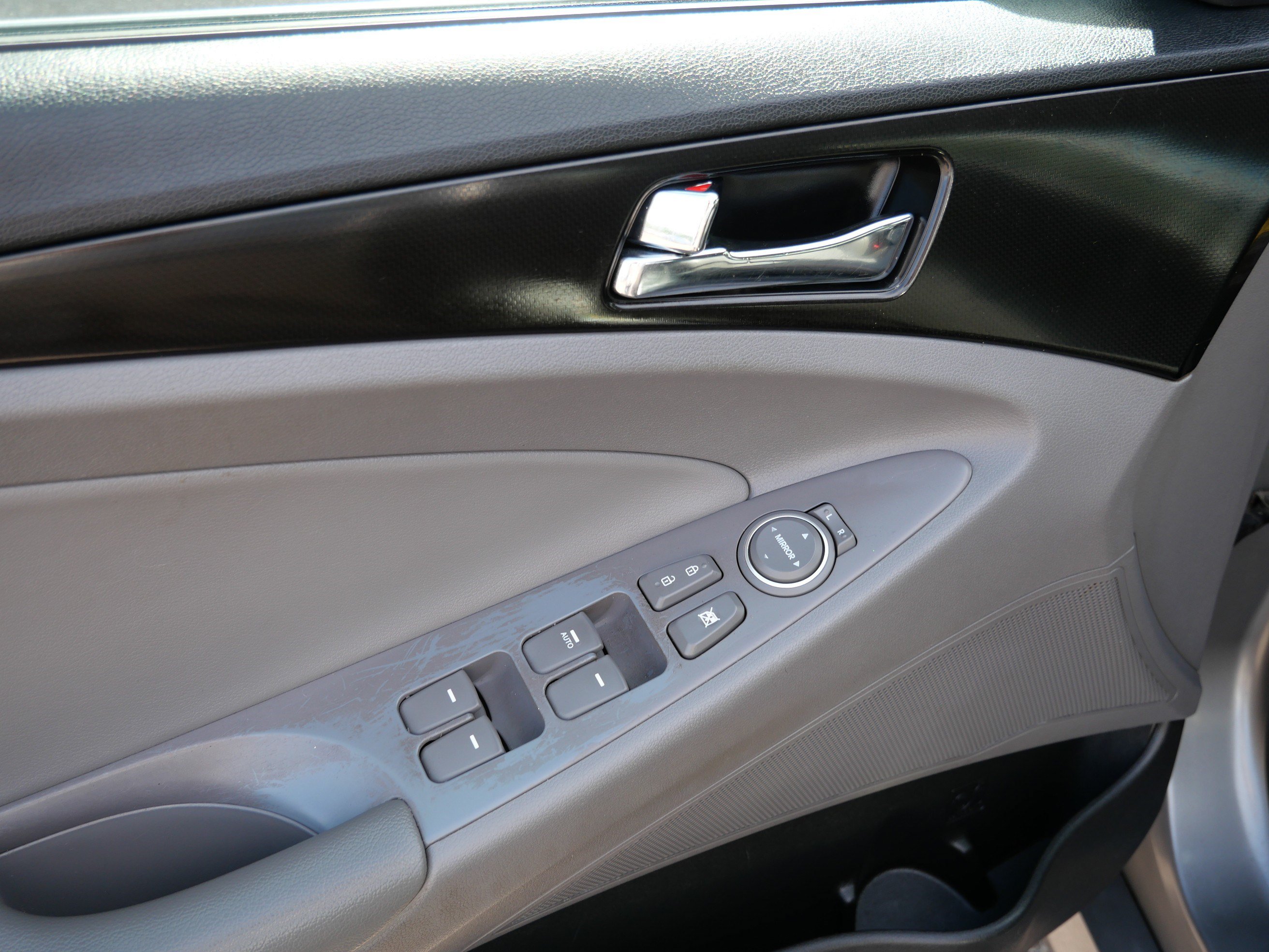 Used 2014 Hyundai Sonata SE FWD image 20
