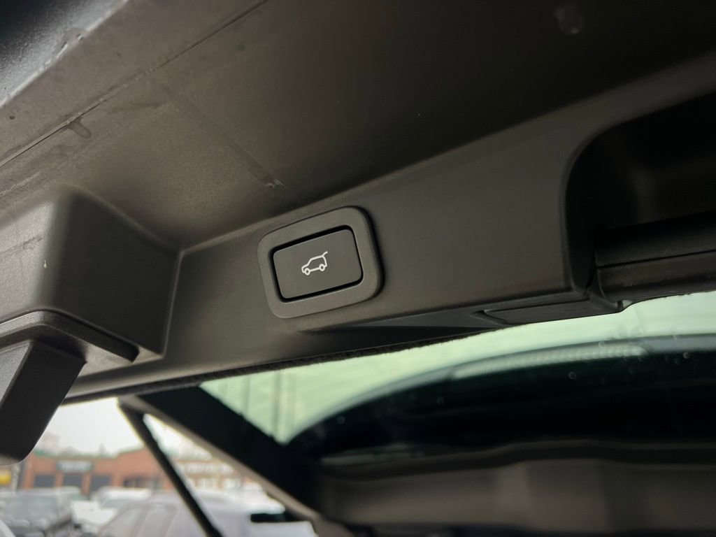 Used 2014 Land Rover Range Rover Sport HSE image 24