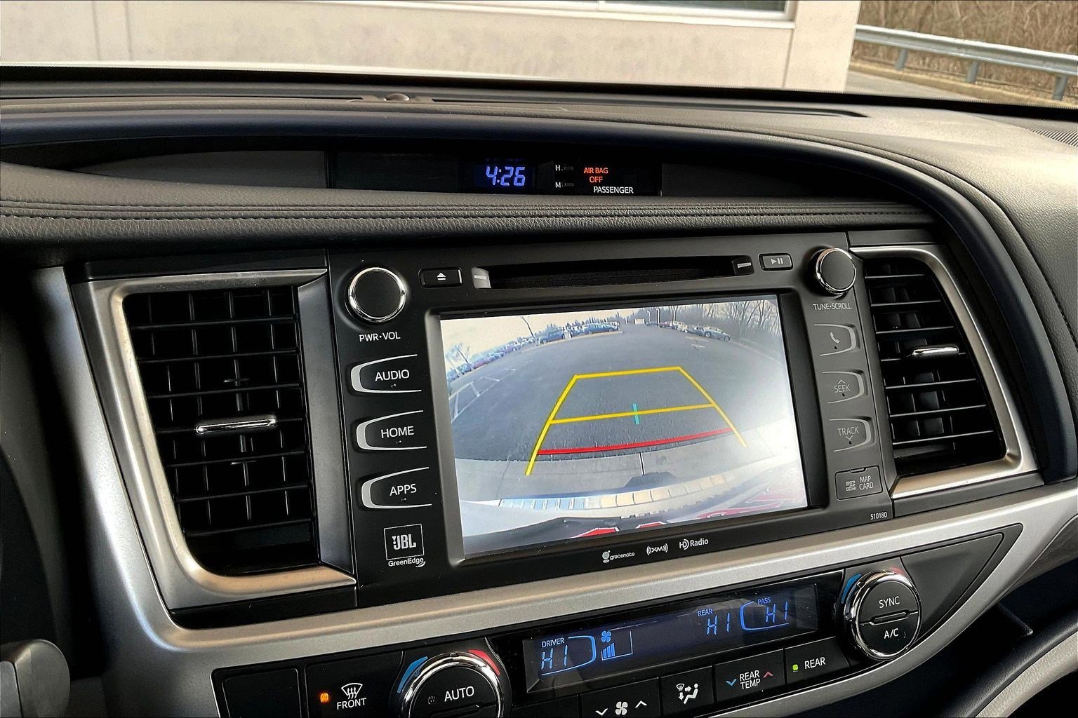 Used 2017 Toyota Highlander Limited image 15