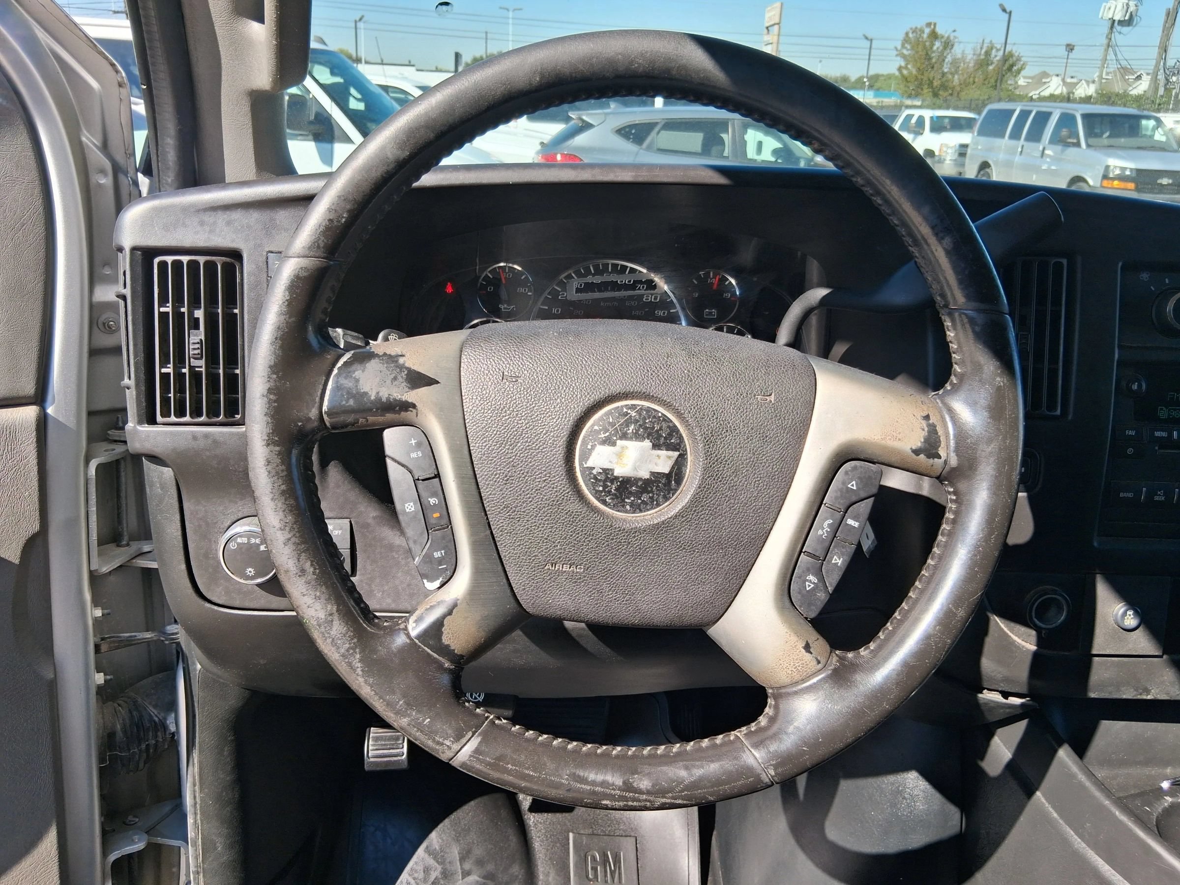 Used 2017 Chevrolet Express 2500 LS RWD image 42