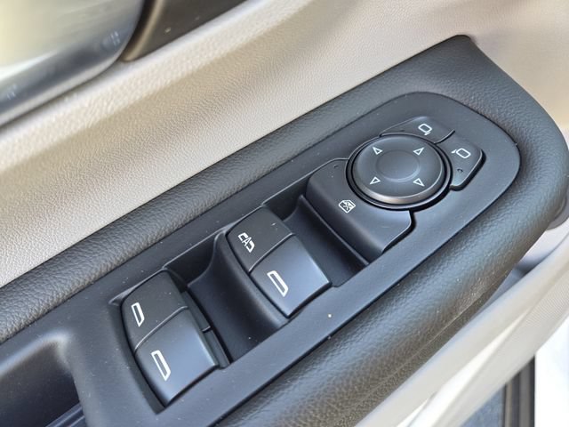 Used 2024 GMC Terrain SLT w/ Tech Package AWD/4WD image 9