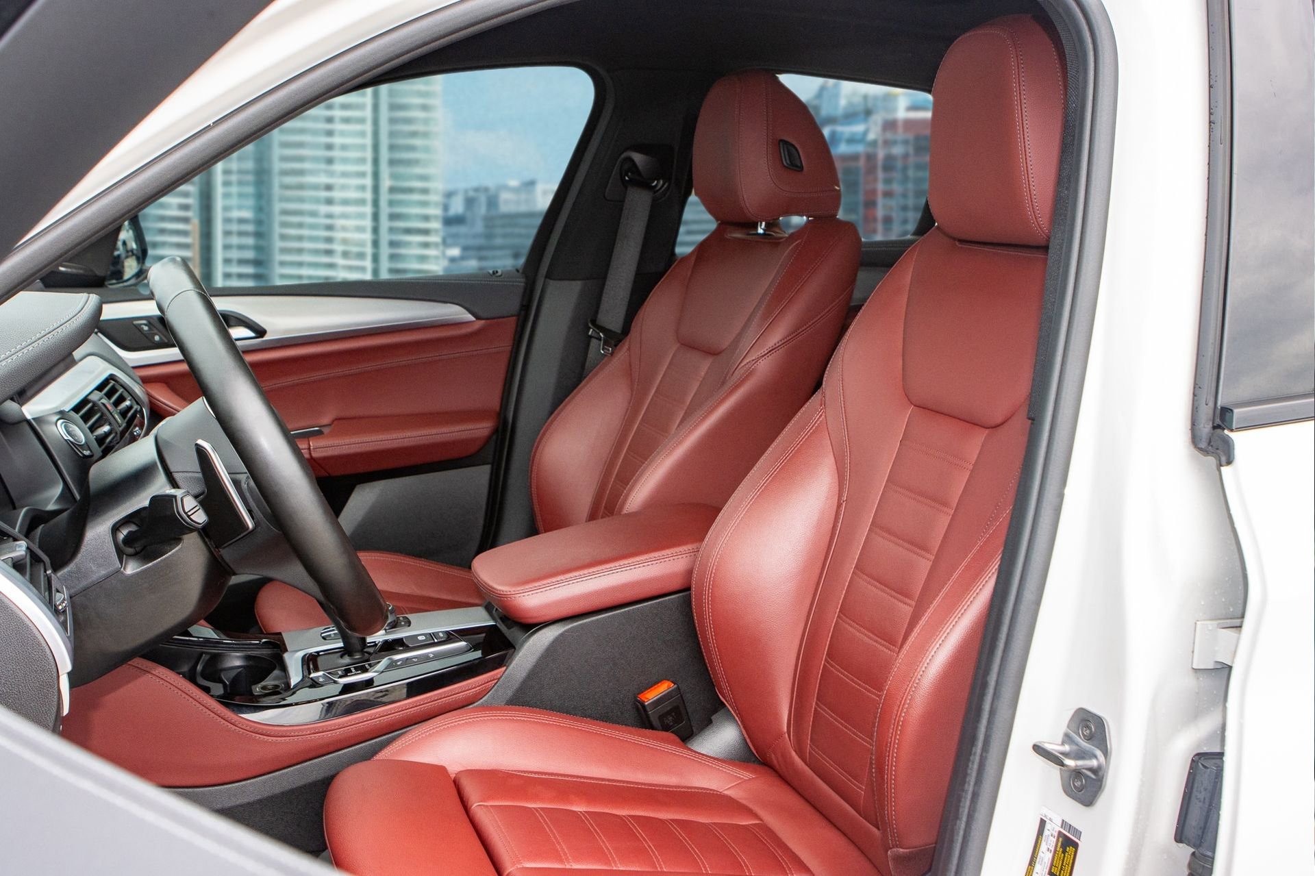 Used 2020 BMW X4 M40i w/ Premium Package image 16