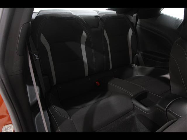 Used 2022 Chevrolet Camaro LT w/ Technology Package RWD image 18