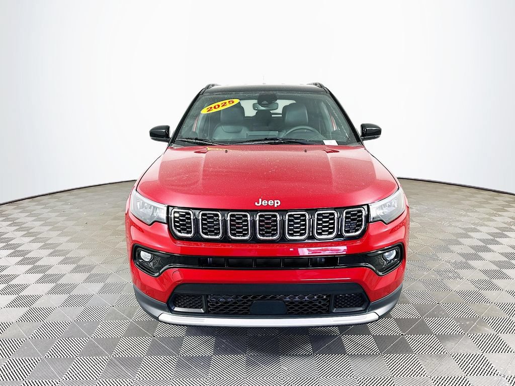 Certified 2025 Jeep Compass Limited AWD/4WD image 4