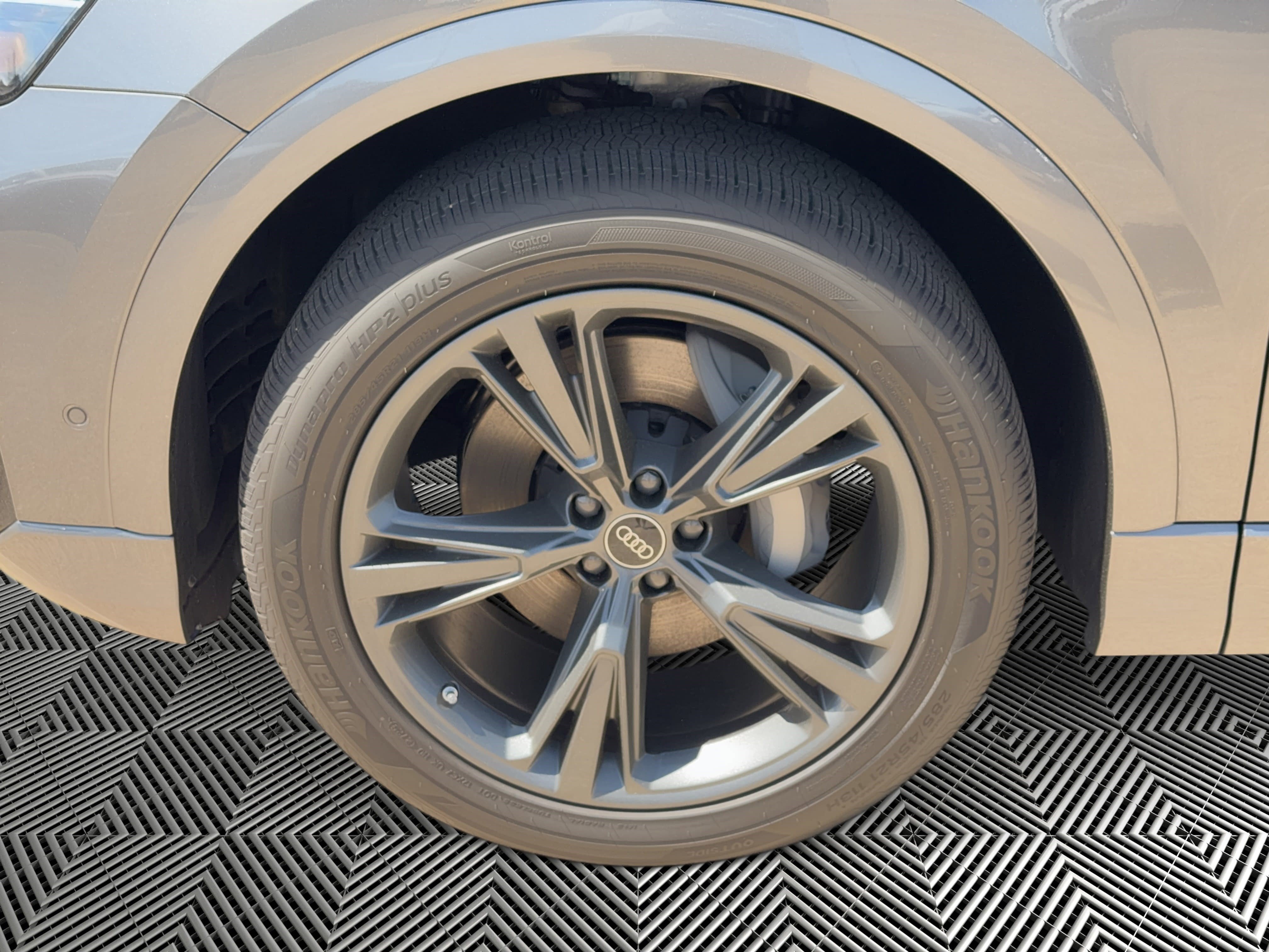 New 2026 Audi Q8 Premium image 12