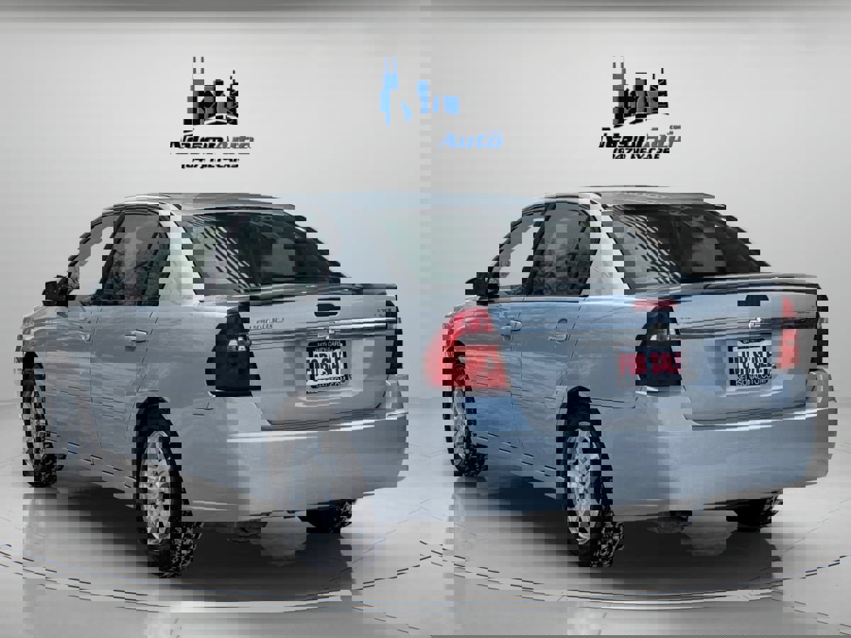 Used 2005 Chevrolet Malibu LT w/ Preferred Equipment Group image 8