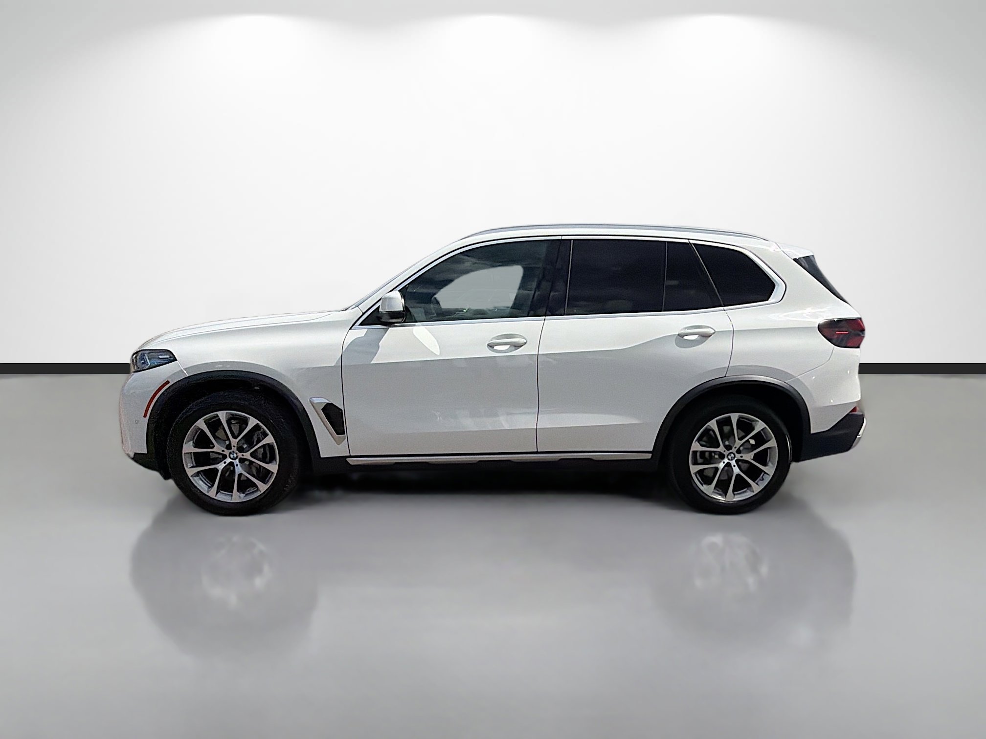 Used 2026 BMW X5 xDrive40i image 6