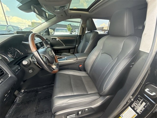 Used 2021 Lexus RX 350L Premium w/ Premium Package image 11