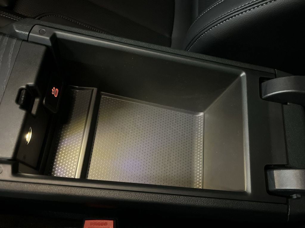 New 2025 BMW 330i xDrive Sedan w/ Convenience Package image 21