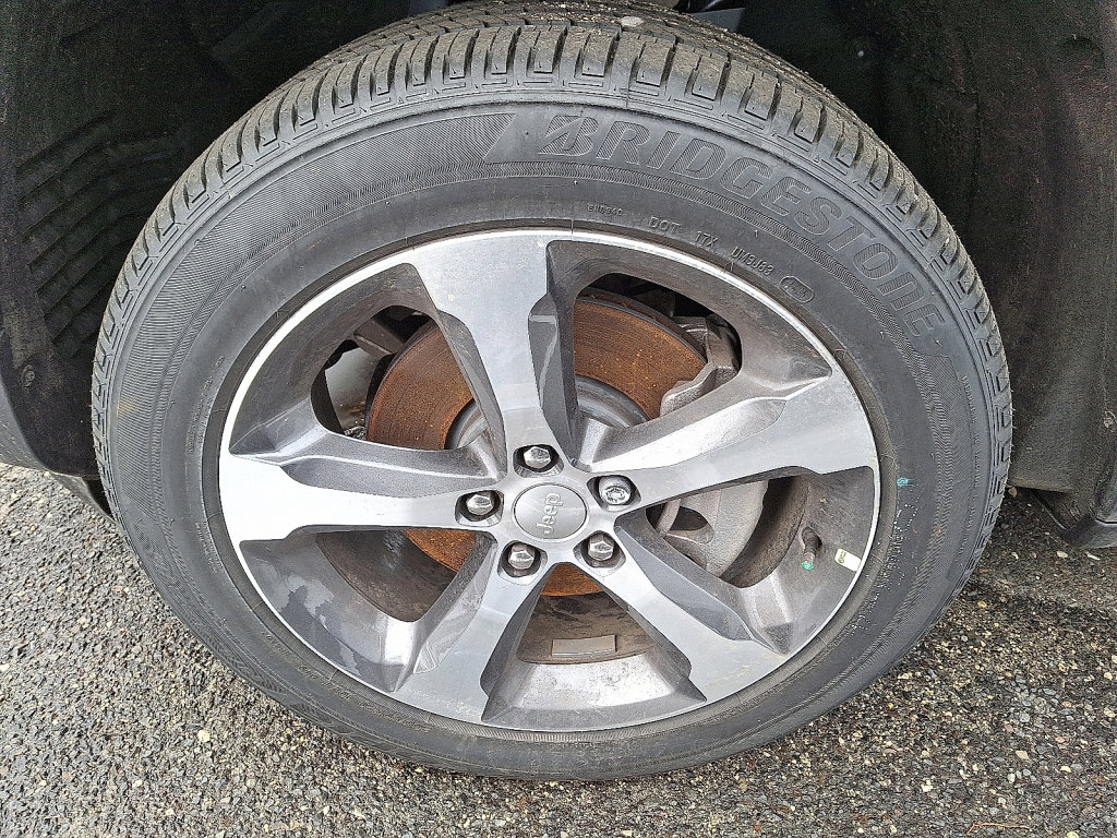 New 2026 Jeep Grand Cherokee L Limited image 4