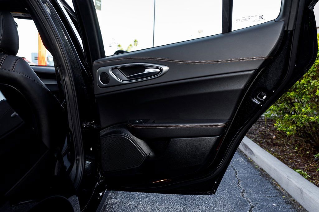 New 2025 Alfa Romeo Giulia AWD w/ Driving Assist Package image 35