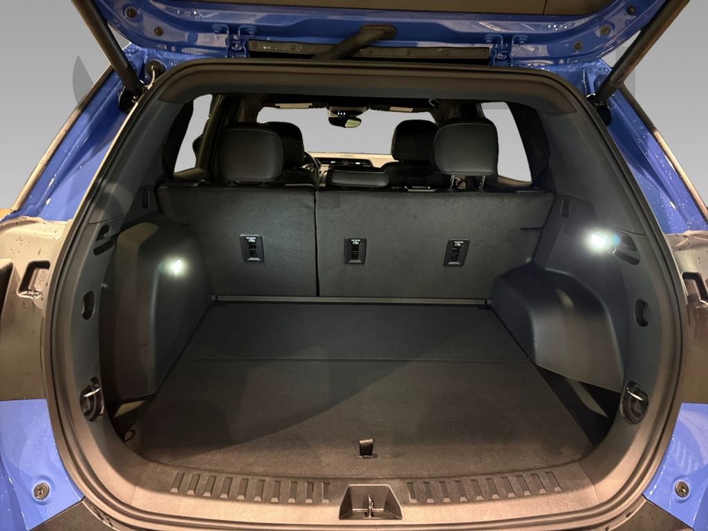 Used 2026 GMC Terrain Elevation w/ Elevation Premium Package image 25