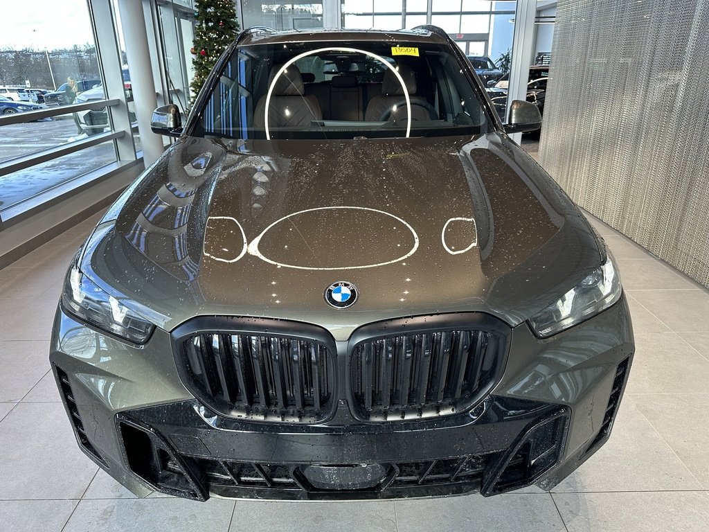 New 2026 BMW X5 xDrive40i w/ M Sport Package image 2