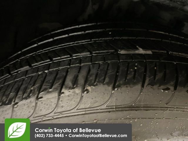 Used 2021 Toyota Highlander XSE image 28