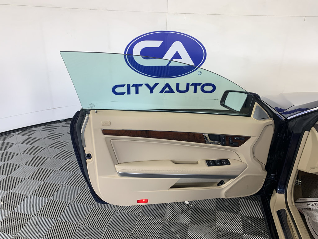 Used 2011 Mercedes-Benz E 350 Cabriolet image 13