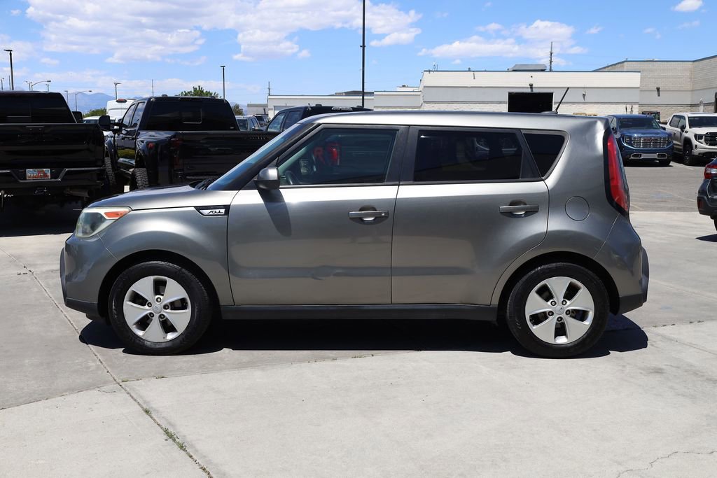 Used 2016 Kia Soul FWD image 3