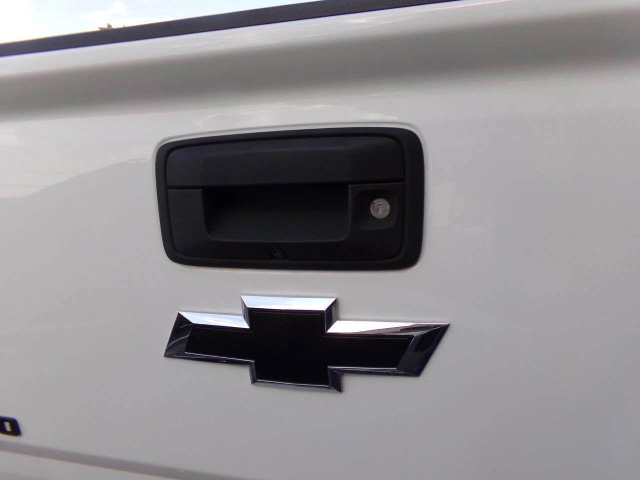 Used 2020 Chevrolet Colorado W/T w/ Custom Special Edition image 41