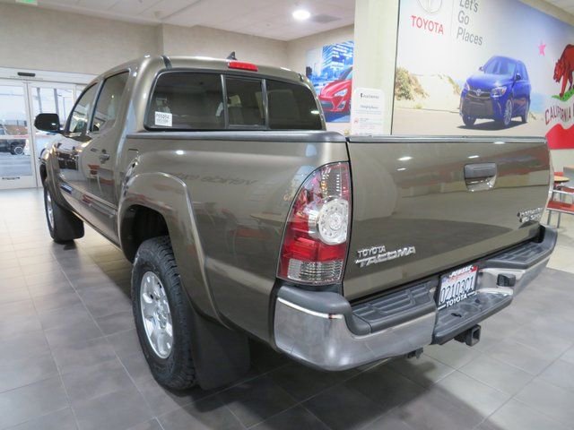 Used 2012 Toyota Tacoma PreRunner image 38