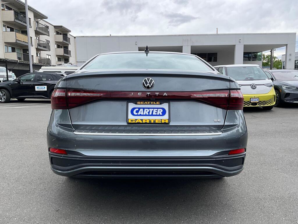 New 2026 Volkswagen Jetta SE FWD image 7