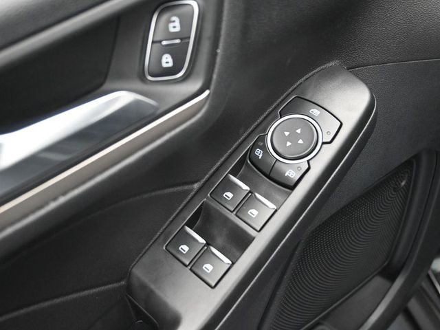 Used 2022 Ford Escape SEL image 13