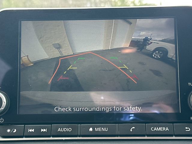 Used 2025 Nissan Rogue S image 31