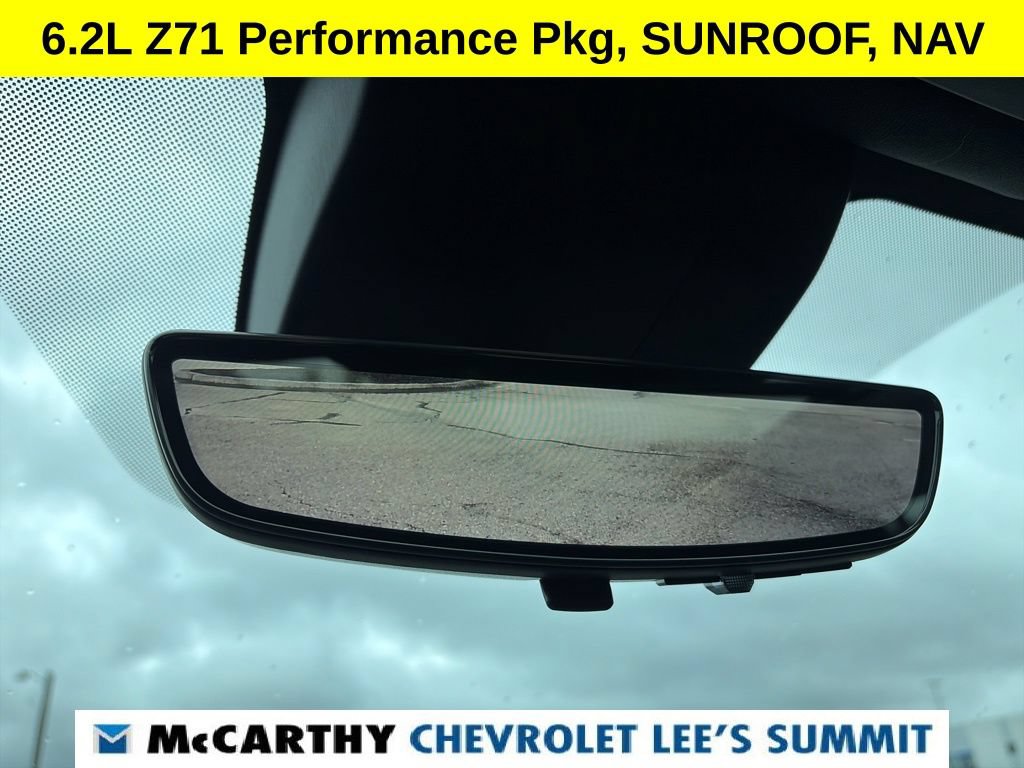 Used 2025 Chevrolet Tahoe Z71 w/ Z71 Off-Road Package AWD/4WD image 12