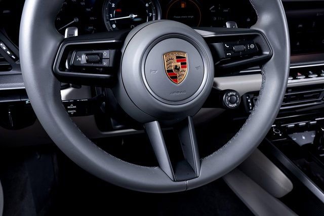 Used 2024 Porsche 911 Carrera 4S image 32