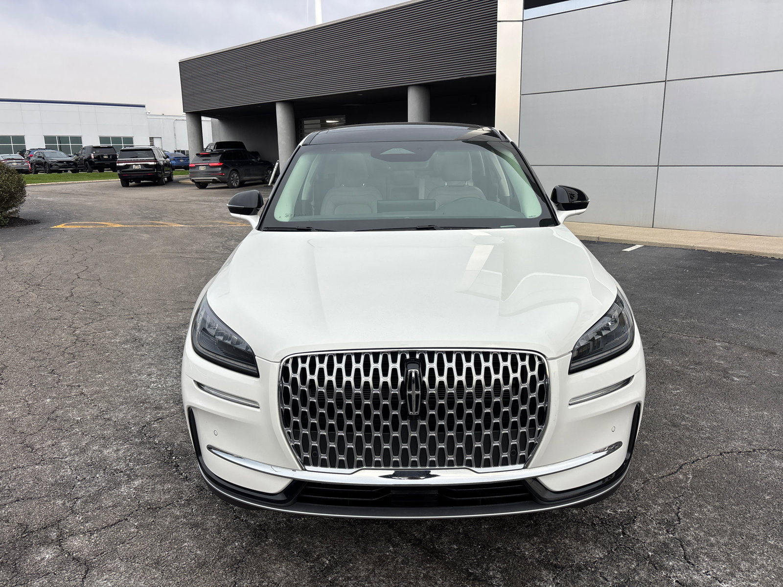 Certified 2024 Lincoln Corsair AWD w/ Equipment Group 101A image 2