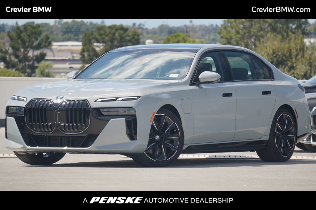 Used 2026 BMW 750e xDrive w/ Premium Package