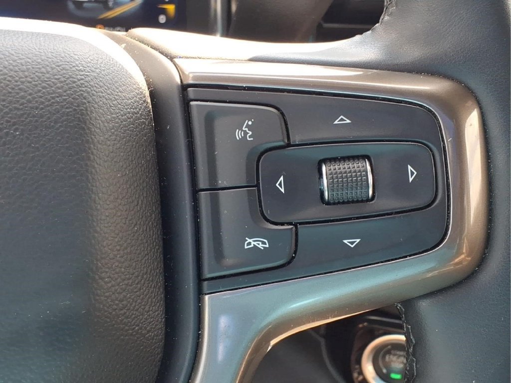 Used 2024 Chevrolet Silverado 3500 High Country w/ High Country Premium Package AWD/4WD image 26