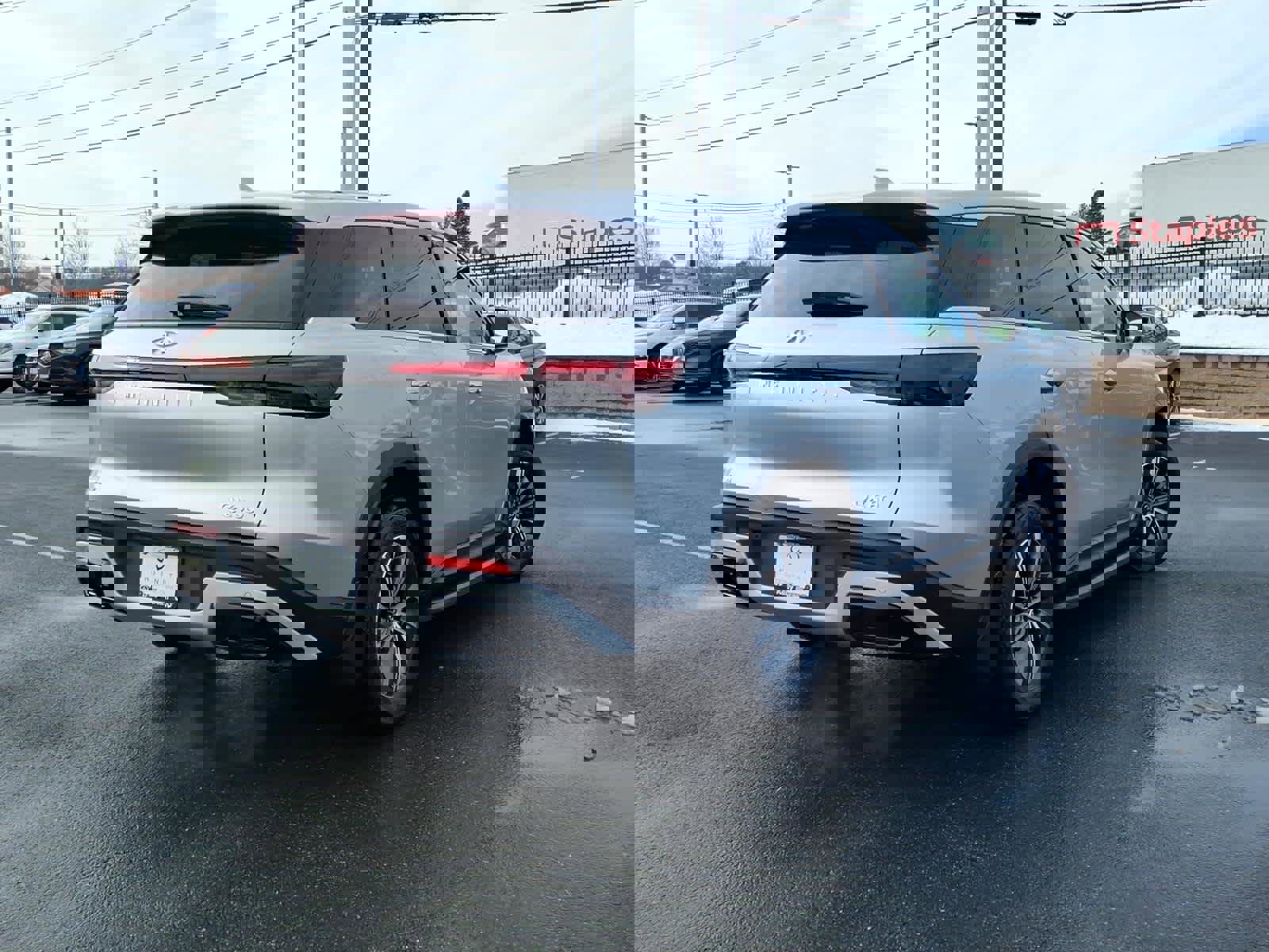 Certified 2023 INFINITI QX60 Pure image 5